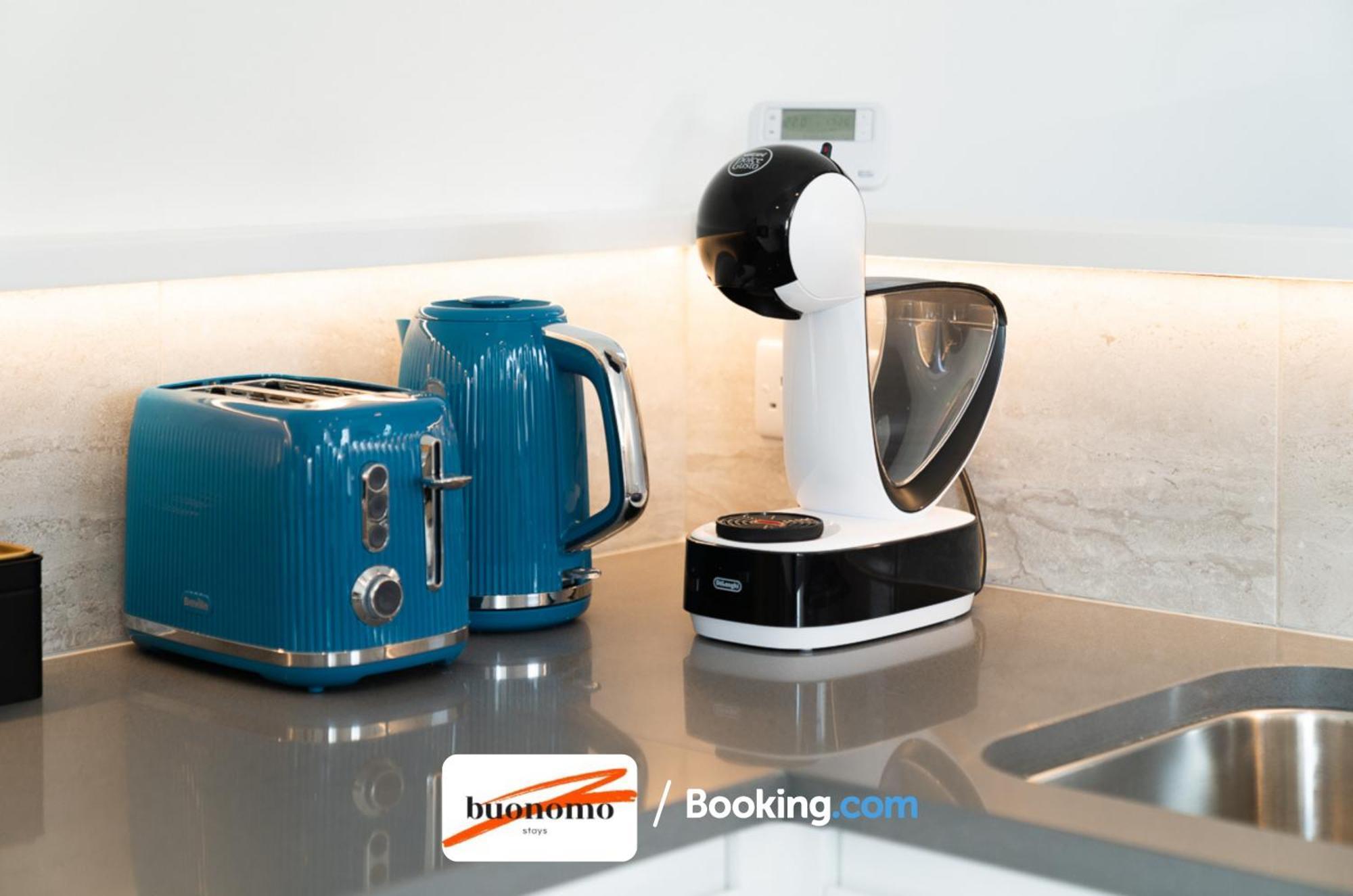 Two Bedroom Apartment At Buonomo Stays Short Lets & Serviced Accommodation Лондон Экстерьер фото